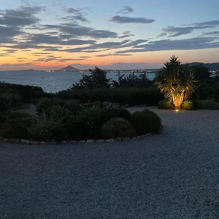 فيلة Naxos Beachvilla