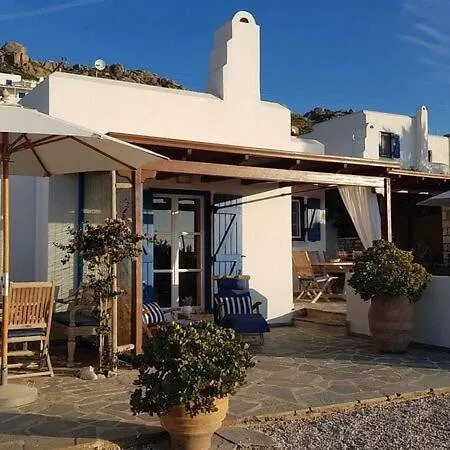 فيلة Naxos Beachvilla *