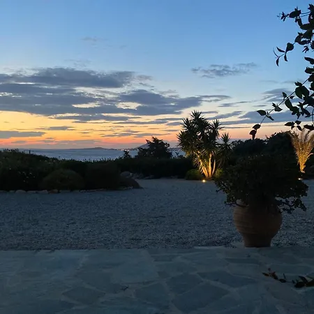Villa Naxos Beachvilla *